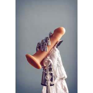 Ремневой нереалистичный страпон на присоске Strap-on-me, L, силикон, телесный, 19 см (иной угол)