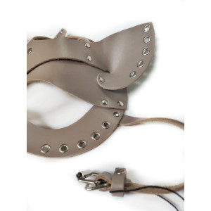 Маска Cat из натуральной кожи с люверсами бежевая Erotoys Fetish line, Ero-93br (иной угол)