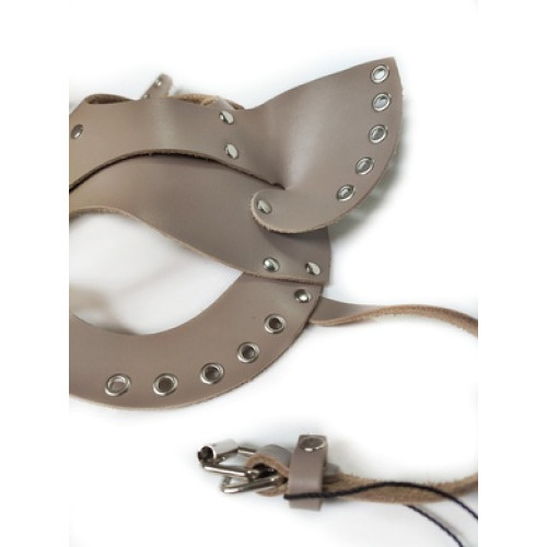 Маска Cat из натуральной кожи с люверсами бежевая Erotoys Fetish line, Ero-93br