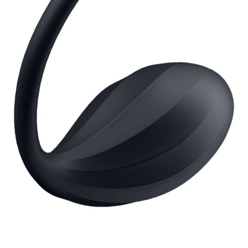 Вагинально-клиторальный смарт-стимулятор для ношения черный Ribbed Petal Satisfyer