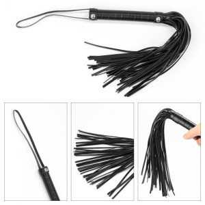 Набор для ролевых игр Deluxe Bondage Kit (кляп, наручники, плеть) (иной угол)