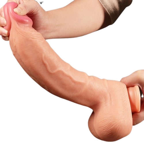 Большой фаллос на присоске с мошонкой Dual Layered Silicone Cock 30 см