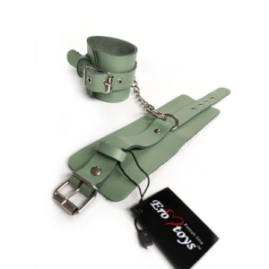 Наручники из натуральной кожи мятные Erotoys Fetish line, Ero-130gr (иной угол)