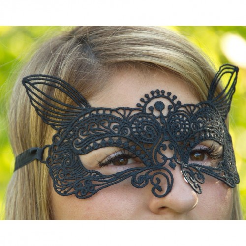 Кружевная маска лисички