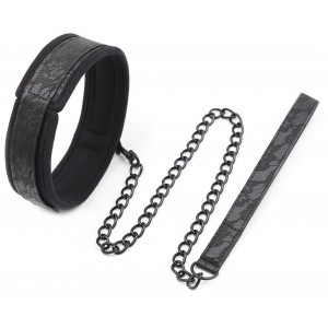 Черный ошейник с узором на поводке