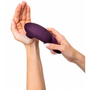 Бесконтактный вакуумно-волновой стимулятор клитора Womanizer Next фиолетовый (иной угол)