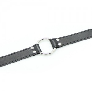 Черный кляп-расширитель с металлическим кольцом (иной угол)