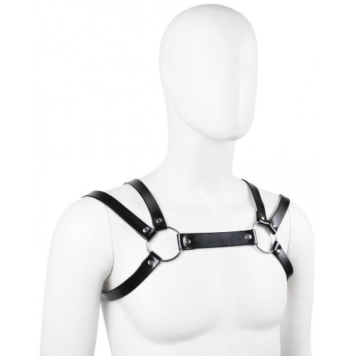 Соблазнительная кожаная портупея на плечи