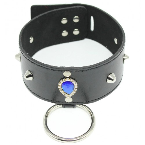 Ошейник на поводке с шипами и стразом