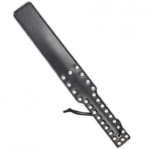 Пэдл с металлическими заклепками