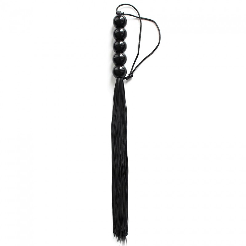 Черная плеть с необычной рукоятью