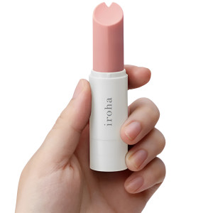 Мини-вибростимулятор в виде губной помады Iroha Stick бежевый (иной угол)