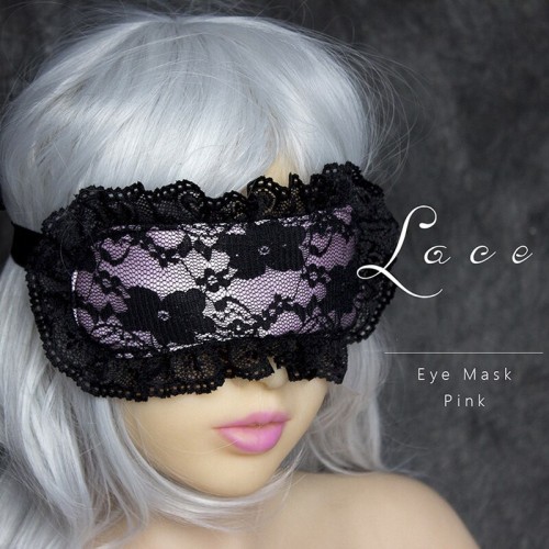 Чёрная кружевная маска с розовой вставкой
