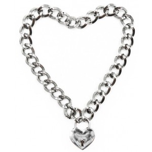 Серебристая цепочка с сердечком (иной угол)