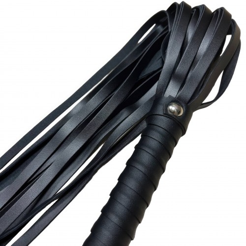 Классическая плеть с кольцом на рукояти