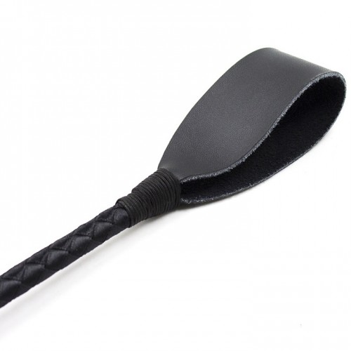 Черный стек с золотистой ручкой