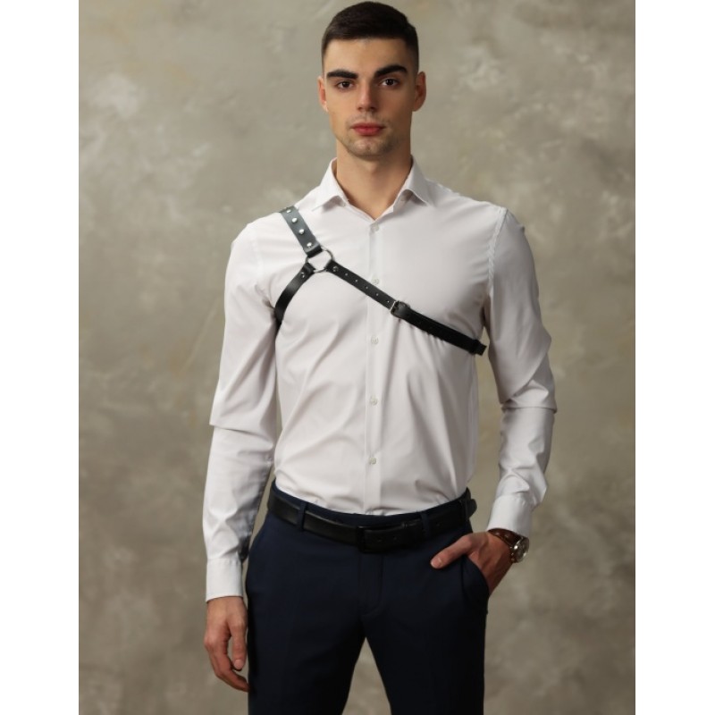 Классическая мужская БДСМ сбруя через одно плечо