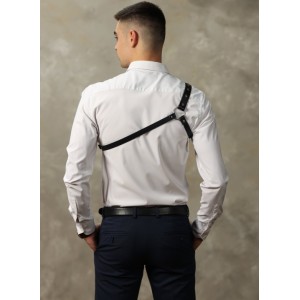 Классическая мужская БДСМ сбруя через одно плечо (иной угол)