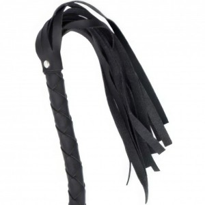 Кнут черный с твердой ручкой (иной угол)