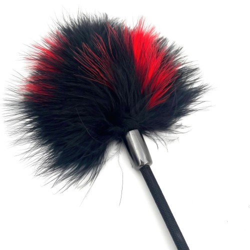 Стек-тиклер черный с черно-красными перьями 49 см