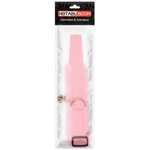 Розовые наручники с меховой подкладкой Notabu (иной угол)