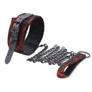 Черно-красный ошейник с узором на поводке (иной угол)