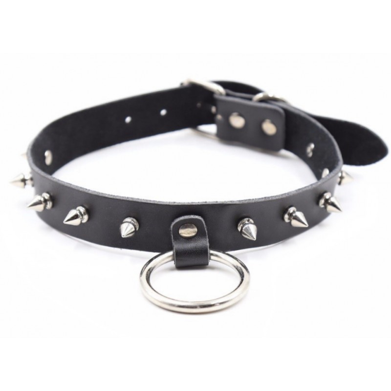 Ошейник из натуральной кожи с шипами и кольцом