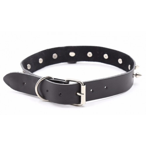 Ошейник из натуральной кожи с шипами и кольцом