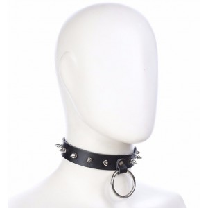 Ошейник из натуральной кожи с шипами и кольцом (иной угол)