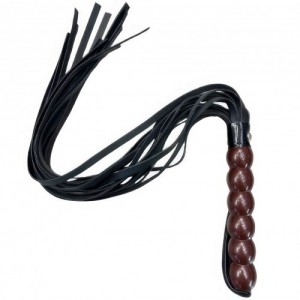 Черная плеть с  ручкой под дерево  (иной угол)