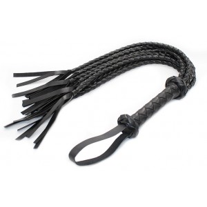 Черная плеть семихвостка  (иной угол)