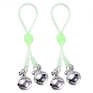 Силиконовые зажимы для сосков с белым черепом и серебристыми бубенчиками (иной угол)