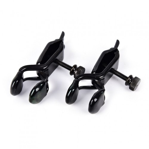 Черные зажимы на соски