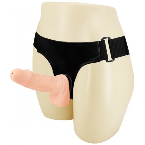 Страпон с мошонкой на трусиках телесный 