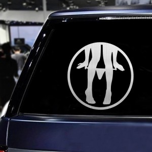 Виниловая наклейка на авто серебро (иной угол)