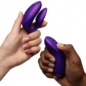 Смарт-вибратор для двоих We-Vibe Chorus Pro фиолетовый (иной угол)