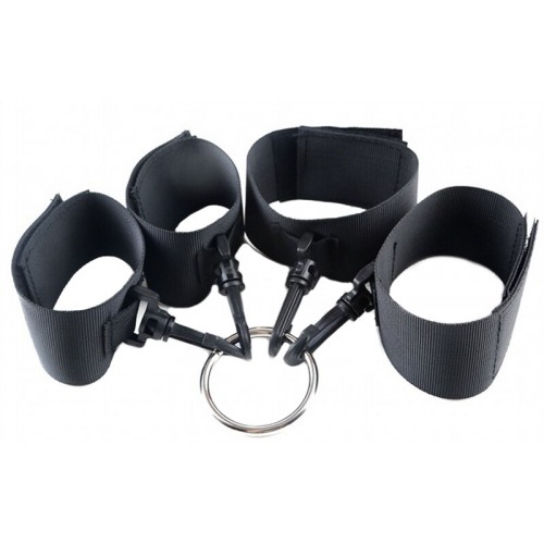 Нейлоновый бондаж с металлическим кольцом