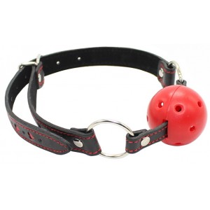 Кляп-шар black-red с сердечками (иной угол)