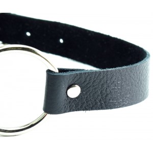 Кляп с кольцом из черной кожи  (иной угол)