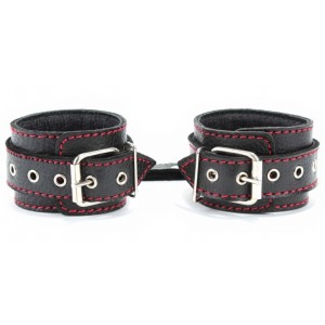 Оковы на ноги с шипами				 (иной угол)