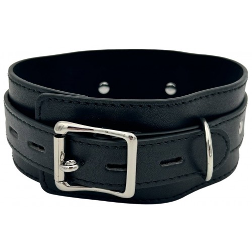 Черный ошейник с кольцом на поводке