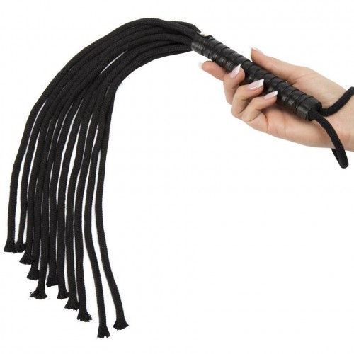Черная плеть из нейлона