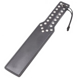 Пэдл c металлическими заклепками в виде стрелы (иной угол)