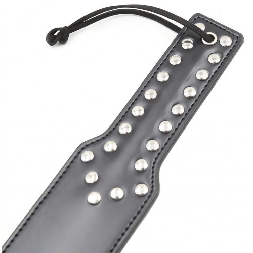 Пэдл c металлическими заклепками в виде стрелы