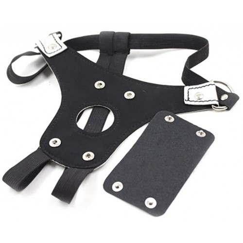 Женский черный страпон на белых трусиках