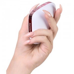 Бесконтактный смарт-стимулятор клитора Satisfyer Love Triangle белый Бесконтактный смарт-стимулятор клитора Satisfyer Love Triangle белый (иной угол)
