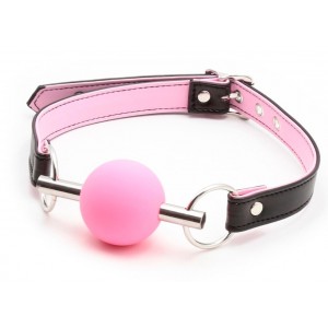 Розовый кляп-шар из медицинского силикона (иной угол)