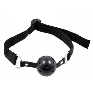 Черный кляп-шар с нейлоновым ремешком (иной угол)