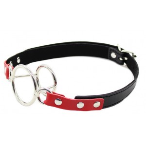 Кляп-расширитель на красном ремешке Кляп-расширитель на красном ремешке (иной угол)