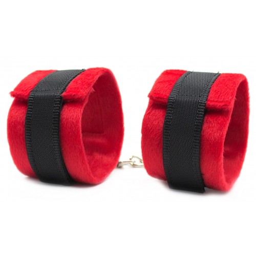 БДСМ набор для игр (наручники, маска, плеть, зажимы на соски, тиклер)